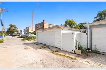 6562 N Damen Avenue, Chicago, IL 60645 - Photo 26