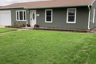 427 Kenyon Ave, Romeoville, IL 60446 - Photo 1