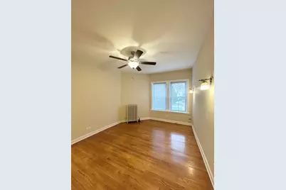1345 1/2 W Touhy Avenue #1W, Chicago, IL 60626 - Photo 2