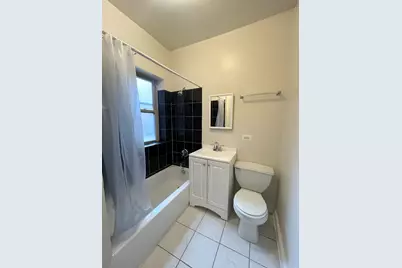 1345 1/2 W Touhy Avenue #1W, Chicago, IL 60626 - Photo 10