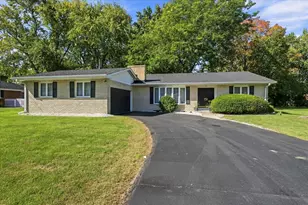 373 L R A Dr, Aurora, IL 60506 - Photo 1