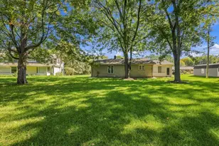 373 L R A Dr, Aurora, IL 60506 - Photo 24