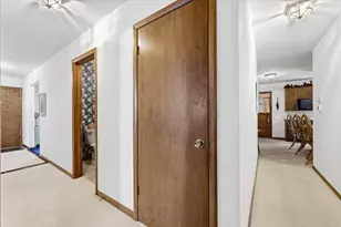373 L R A Dr, Aurora, IL 60506 - Photo 18