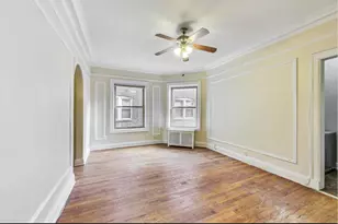 6832 S South Shore Dr, Chicago, IL 60649 - Photo 8