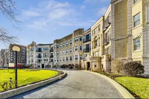 6832 S South Shore Dr, Chicago, IL 60649 - Photo 18