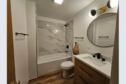 304 N Parkside Avenue, Chicago, IL 60644 - Photo 20