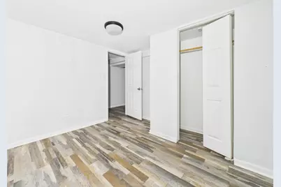 7826 S Paxton Avenue, Chicago, IL 60649 - Photo 28