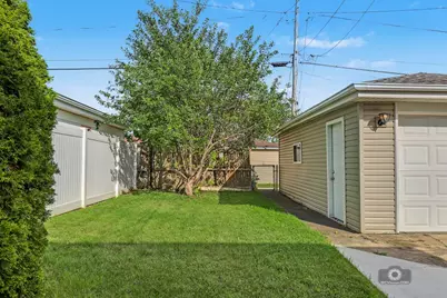 7925 Natchez Avenue, Burbank, IL 60459 - Photo 24