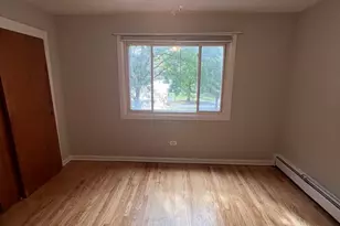 2036 W Foster Ave, Chicago, IL 60625 - Photo 16