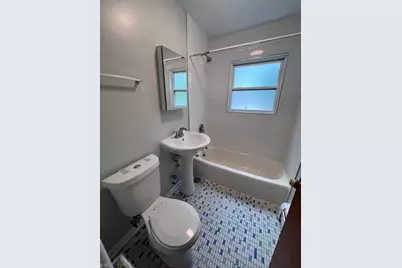 2036 W Foster Avenue #B2, Chicago, IL 60625 - Photo 14
