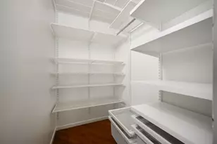 2333 W St Paul Ave, Chicago, IL 60647 - Photo 24