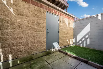 2333 W St. Paul Avenue #200, Chicago, IL 60647 - Photo 26