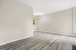 188 Stockton Dr, Grayslake, IL 60030 - Photo 10