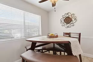 490 Tahoe Cir Dr, Wheeling, IL 60090 - Photo 16