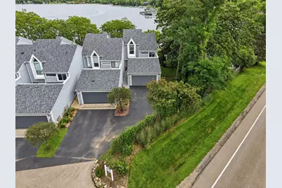 26435 N Ridge Court, Mundelein, IL 60060 - Photo 2