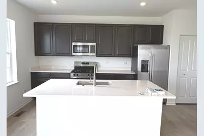 385 Danforth Drive, Oswego, IL 60543 - Photo 6