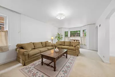 6219 N Kedvale Avenue, Chicago, IL 60646 - Photo 4