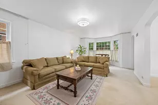 6219 N Kedvale Ave, Chicago, IL 60646 - Photo 4