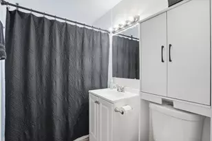 125 Bellevue Dr, Round Lake Park, IL 60073 - Photo 8