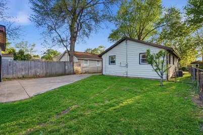 125 Bellevue Drive, Round Lake Park, IL 60073 - Photo 12