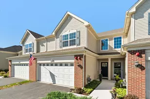 1243 Hawk Hollow Dr, Yorkville, IL 60560 - Photo 1
