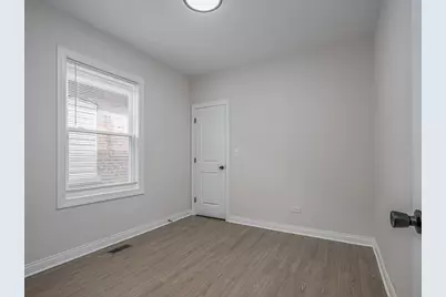 8411 S Throop Street, Chicago, IL 60620 - Photo 10