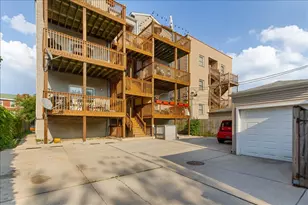 7028 N Ridge Blvd, Chicago, IL 60645 - Photo 22