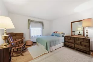 6S383 Shagbark Ln, Aurora, IL 60506 - Photo 14