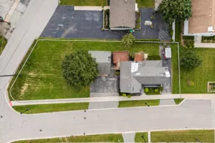 6715 174th St, Tinley Park, IL 60477 - Photo 2
