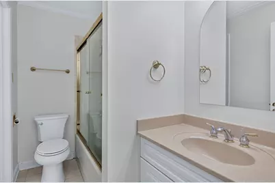 1753 Plymouth Court #D, Wheaton, IL 60187 - Photo 12