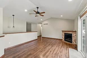 705 10th Ave, Colona, IL 61241 - Photo 6