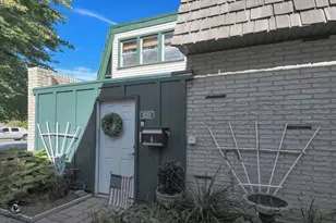 9201 S Kedzie Ave, Evergreen Park, IL 60805 - Photo 2