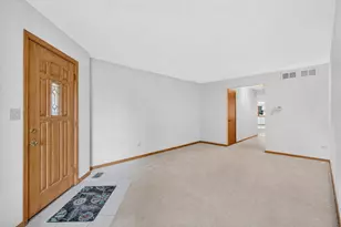826 S Edgewater Dr, Morris, IL 60450 - Photo 8