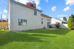 1311 Moss Creek Rd, Bloomington, IL 61704 - Photo 30
