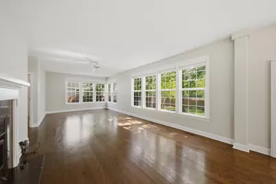 259 Pembrook Lane, Mundelein, IL 60060 - Photo 8