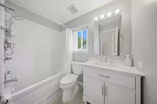 1422 Almaden Ln, Gurnee, IL 60031 - Photo 18