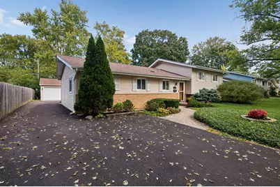 [Address not provided], Wheaton, IL 60187 - Photo 2
