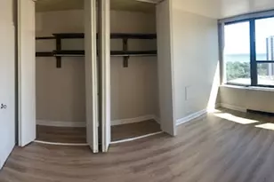 1560 N Sandburg Terrace, Chicago, IL 60610 - Photo 4