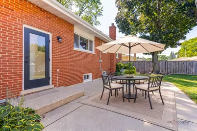 700 Elderberry Lane, Mount Prospect, IL 60056 - Photo 22