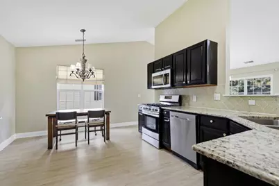2481 Stoughton Circle, Aurora, IL 60502 - Photo 6