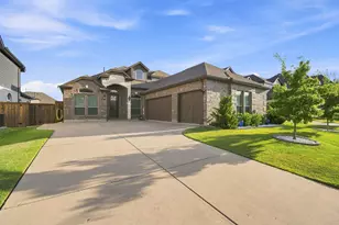 5812 Painswick Dr, Aubrey, TX 76227 - Photo 2