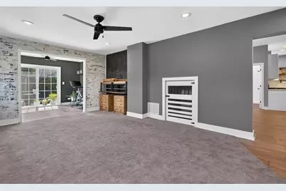 1204 Division Street, Melrose Park, IL 60160 - Photo 14