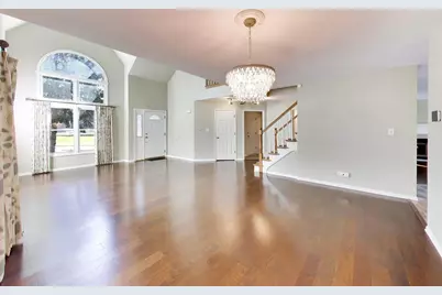 250 Knoll Street, Wheaton, IL 60187 - Photo 8