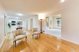 1120 Sumner Cir, Gurnee, IL 60031 - Photo 14