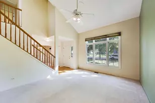 1120 Sumner Cir, Gurnee, IL 60031 - Photo 6