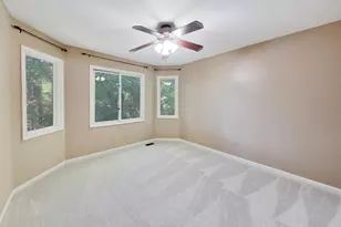 1120 Sumner Cir, Gurnee, IL 60031 - Photo 22