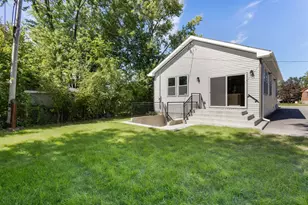 302 Hughes Ave, Lockport, IL 60441 - Photo 18