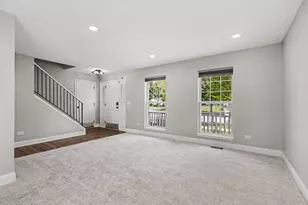 2811 Skylane Dr, Naperville, IL 60564 - Photo 2