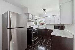 9810 S Loomis St, Chicago, IL 60643 - Photo 12