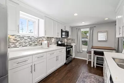 116 N 7th Avenue, Saint Charles, IL 60174 - Photo 10